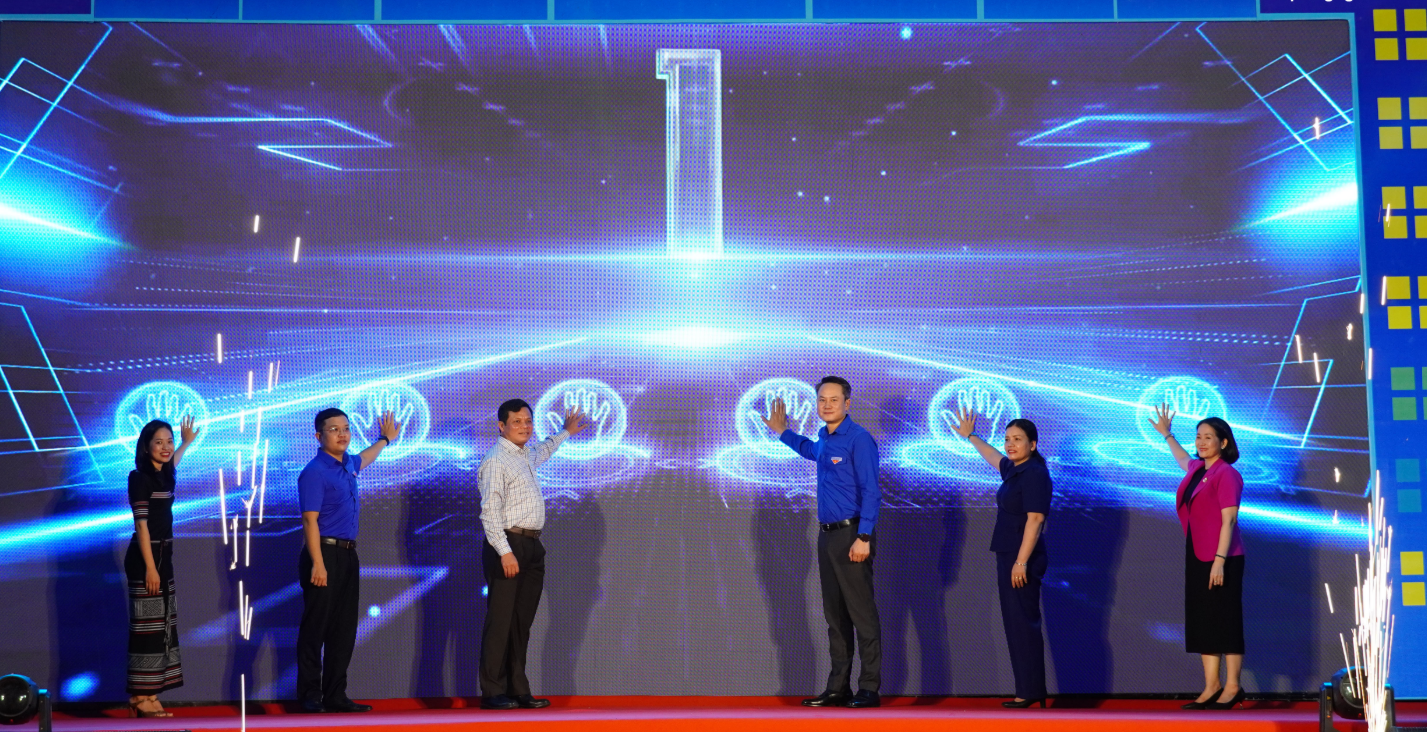 Hội chợ OCOP thanh niên khai mạc tại Quảng Ngãi Hội chợ OCOP thanh niên khai mạc tại Quảng Ngãi