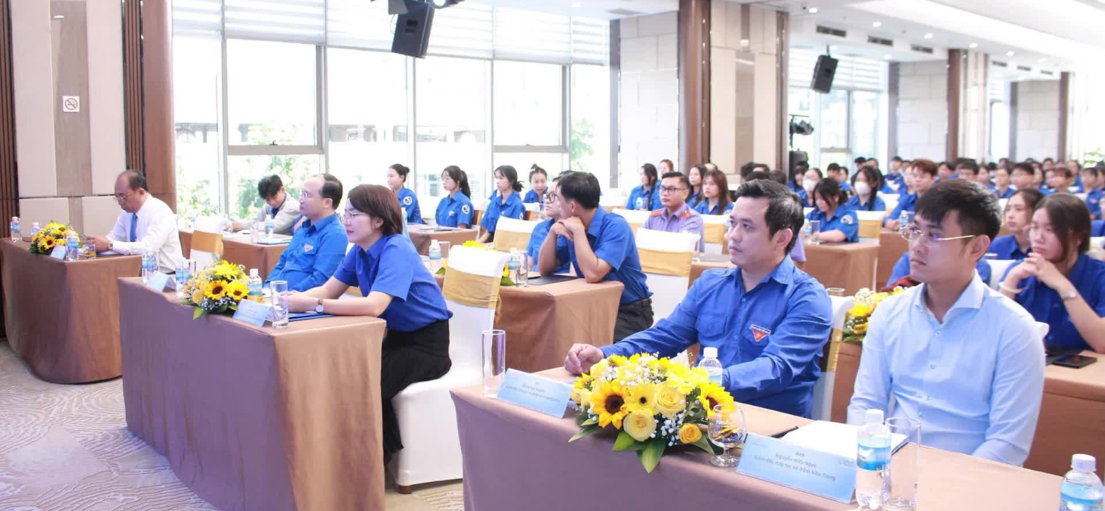 Nâng sức cạnh tranh, mở rộng thị trường cho sản phẩm OCOP của thanh niên