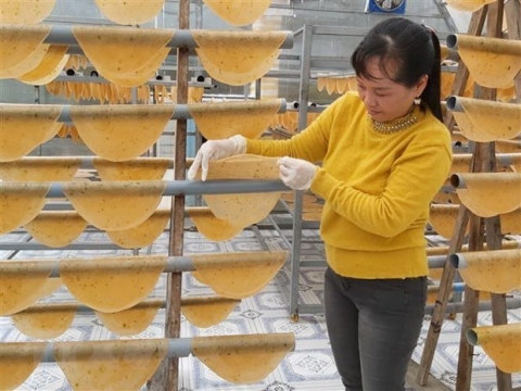 cac lang nghe dac san o huyen ngoc hien tat bat vao mua cung ung tet