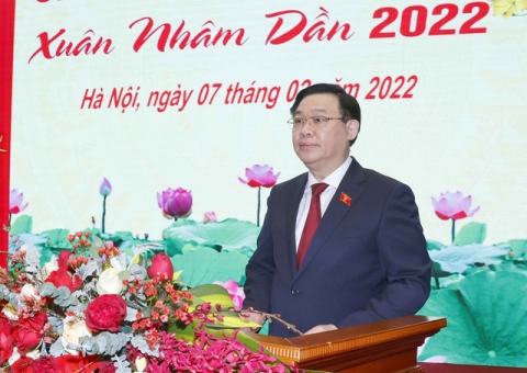 chu tich quoc hoi vuong dinh hue tham va lam viec tai tong cuc ii
