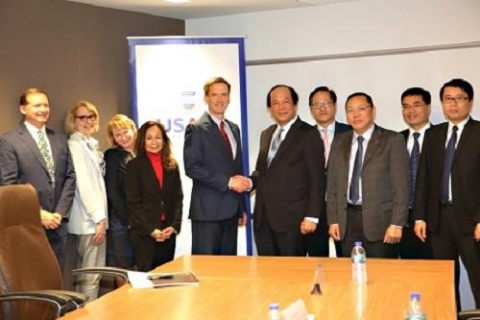 the hien quyet tam cai cach va xay dung chinh phu dien tu cua viet nam