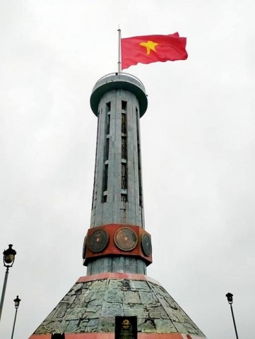 tap chi lang nghe viet nam nang cao y thuc chinh tri cho phong vien nha bao qua cac dia danh noi tieng cua dat nuoc