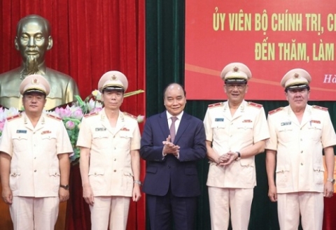 chu tich nuoc nguyen xuan phuc lam viec voi cuc an ninh noi dia