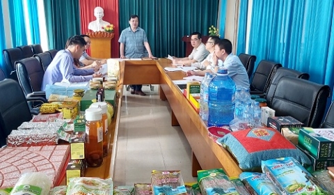 bac kan hop ban giam khao binh chon san pham cong nghiep nong thon tieu bieu