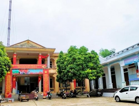 xa mien nui khanh thuong ba vi co nhieu chuyen bien tich cuc trong phat trien kinh te xa hoi