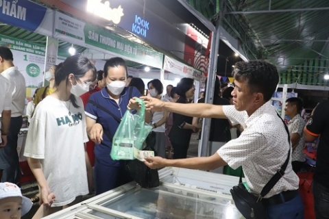 quang ninh tuan xuc tien tieu thu san pham ocop dat doanh thu tren 720 trieu dong