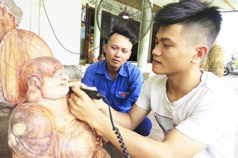 khanh hoa khoi nghiep tu dieu khac go