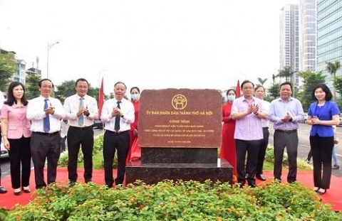 ha noi thong xe cau vuot nguyen van huyen hoang quoc viet