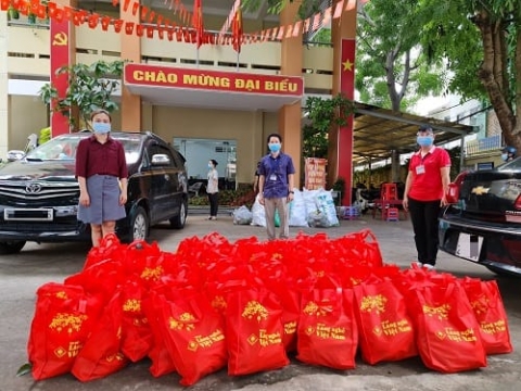 manh thuong quan chung tay cung tap chi lang nghe viet nam ho tro nguoi dan
