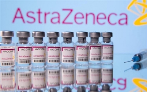 co the rut ngan khoang cach giua 2 mui tiem vaccine astrazeneca xuong 4 tuan