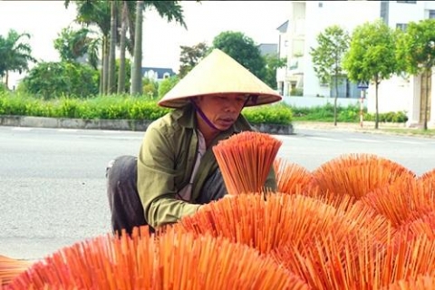 niem tu hao cua lang huong sach quoc tuan