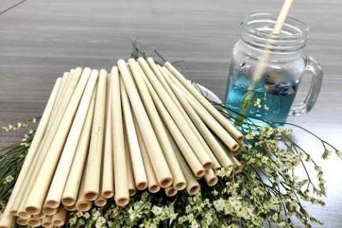ong hut tre bamboo straws san pham vi moi truong an toan