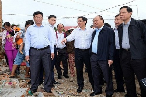 thu tuong kiem tra tinh hinh khac phuc thiet hai bao 12 tai khanh hoa