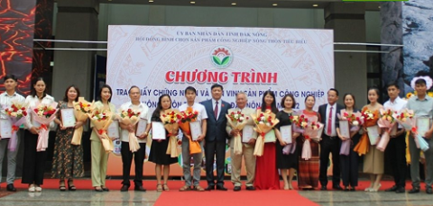 dak nong ton vinh 22 san pham cong nghiep nong thon tieu bieu nam 2022