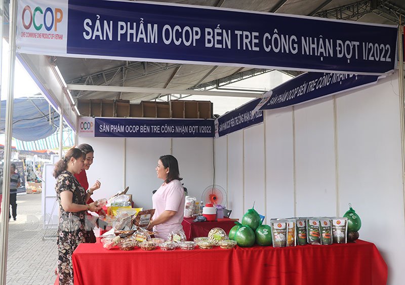 OCOP products of Ben Tre province recognized for the I/202 phase are displayed at the Fair
