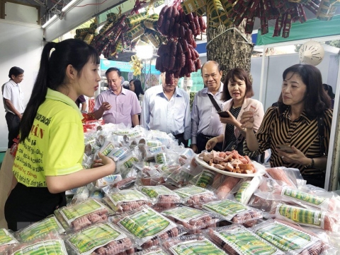 Hundreds of specialty products converge at Ben Tre Industry - Commerce and Culinary Fair 2023