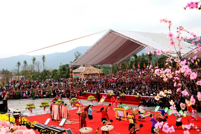 Lễ khai hội xuân Yên Tử vào ngày 10 tháng Giêng