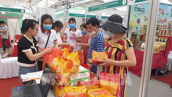 Hội chợ nông sản thực phẩm an toàn TP Hà Nội năm 2022 diễn ra đến hết ngày 2/5