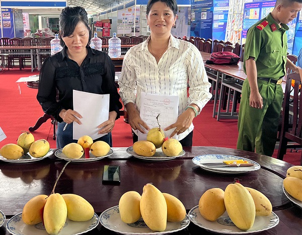 Hội chợ trái cây và hàng nông sản tỉnh Bình Phước 2022  giới thiệu các loại trái cây ngon và sản phẩm nông sản tiêu biểu