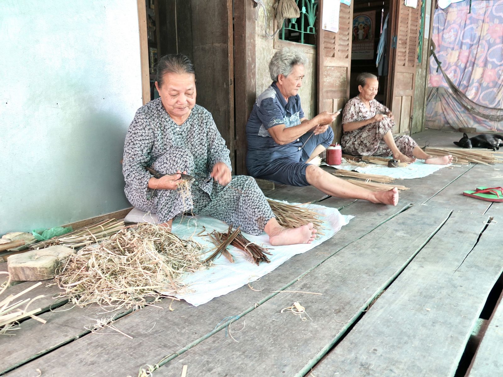 Nổi danh Làng nghề đan lát Long Giang