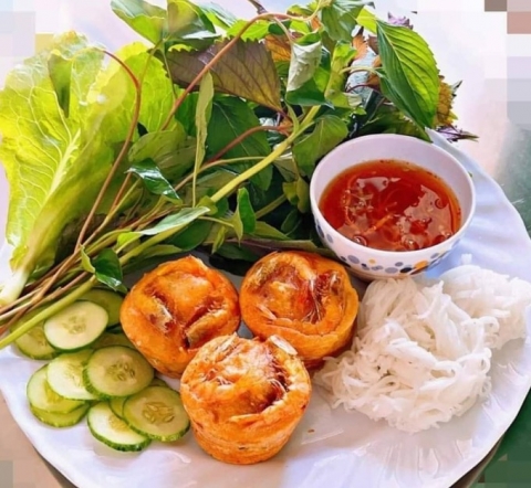 Thưởng thức bánh cống - đặc sản của người Khmer ở Sóc Trăng