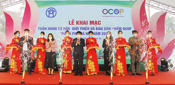 Lễ khai mạc tuần hàng giới thiệu sản phẩm OCOP tại quận Hà Đông, Hà Nội